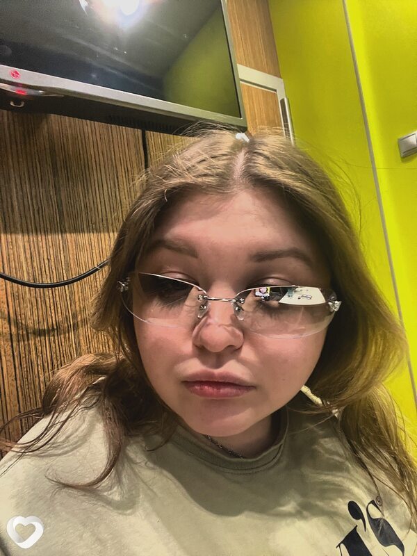 Даша, 21, Москве — анкета №3736854
