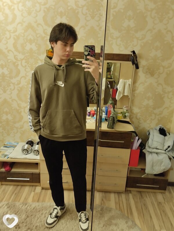 Олег, 18, Шымкенте — анкета №3737056