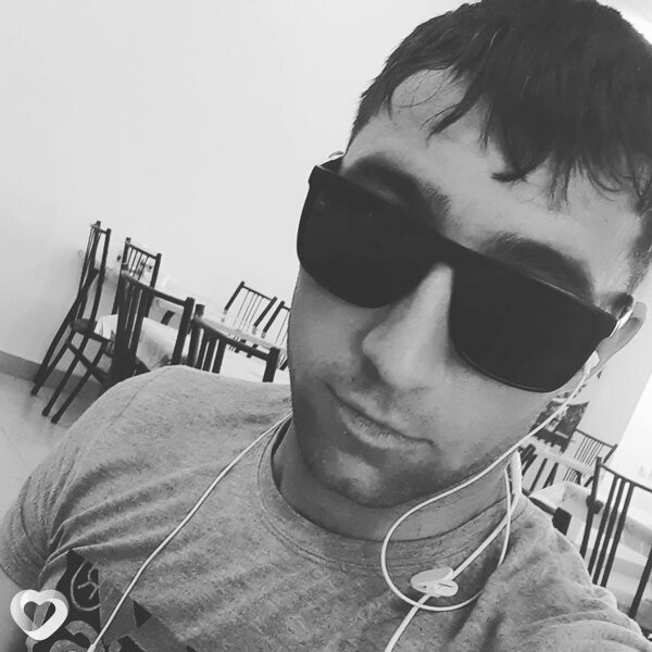 Олег, 32, Таразе — анкета №3737025