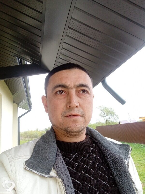 Илхомжон, 39, Великом Новгороде — анкета №3737864