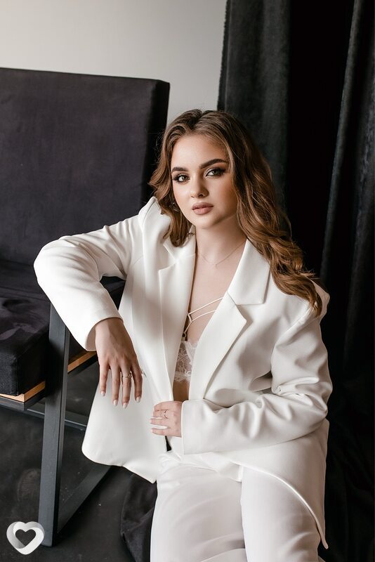 Алина, 21, Киеве — анкета №3737510
