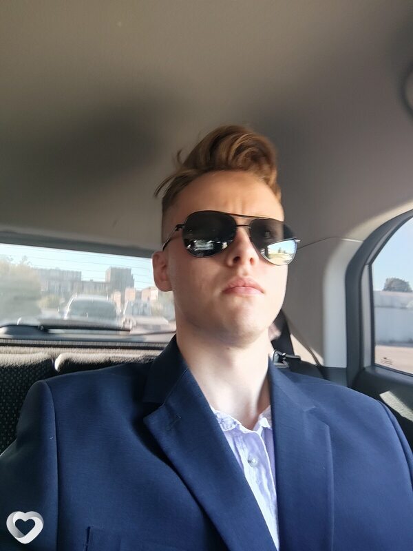 Dan, 24, Череповце — анкета №3737571