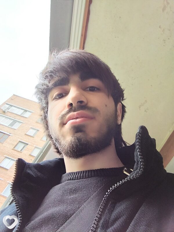 Паша, 23, Москве — анкета №3737694
