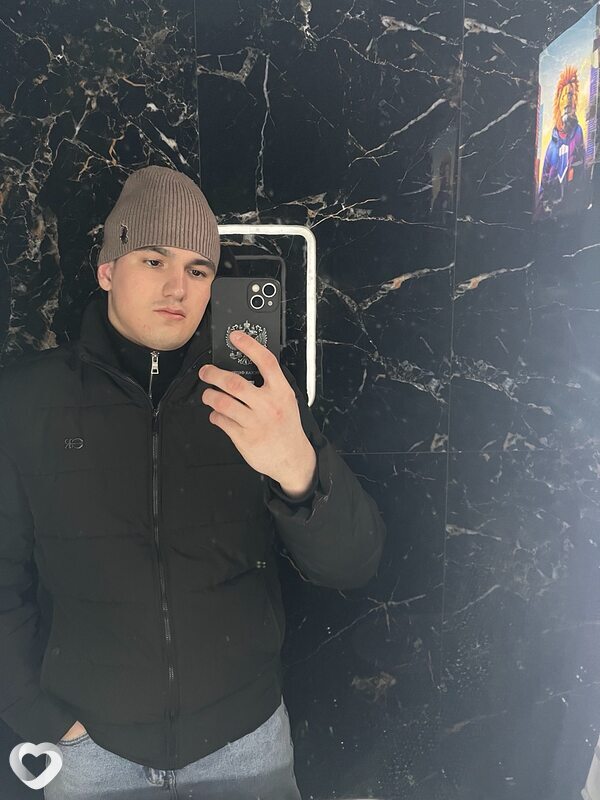 Эрик, 19, Санкт-Петербурге — анкета №3738137