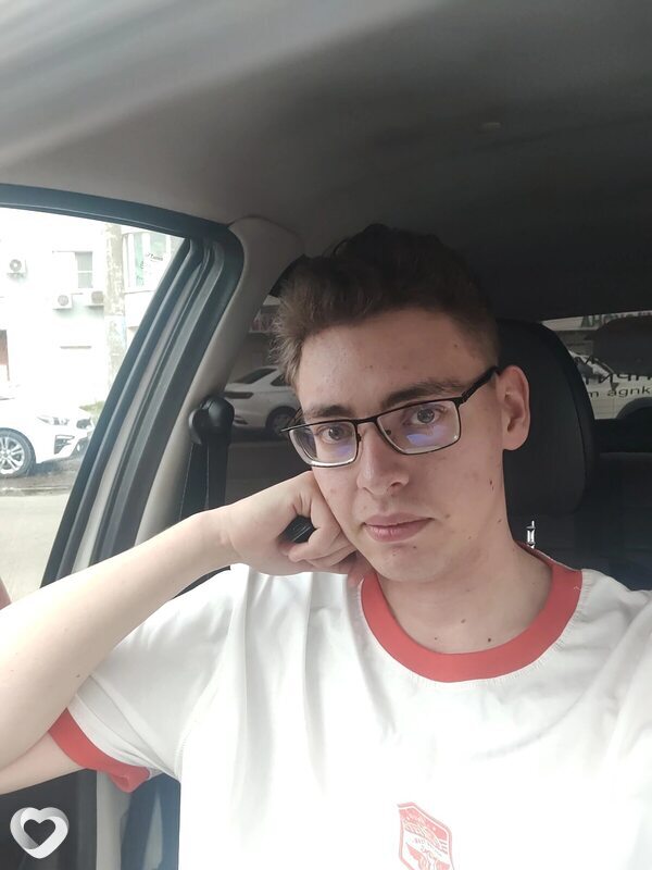 Артемий, 25, Воронеже — анкета №3739144