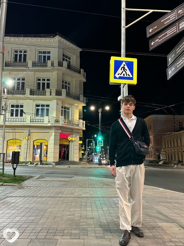 Данила, 21, Самаре — анкета №3739351
