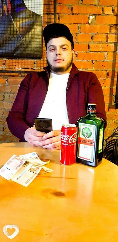 Артур, 27, Ростове-на-Дону — анкета №3739784