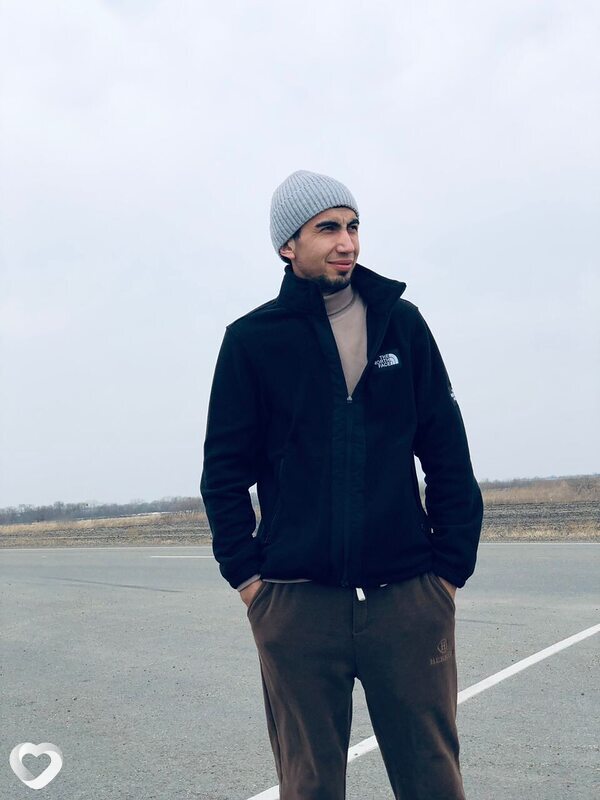 Yung, Новобурейский