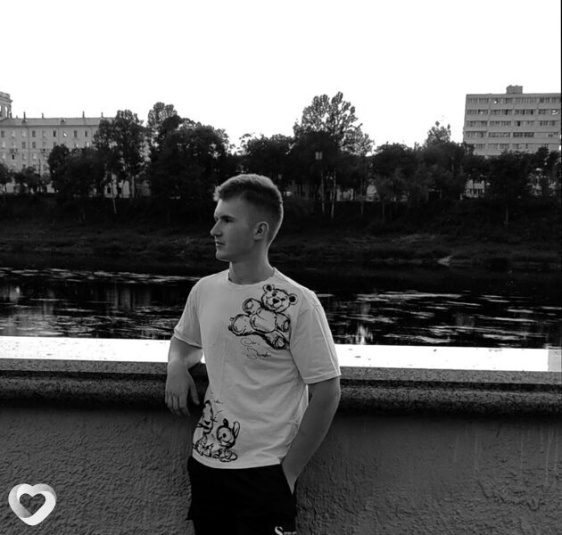 Илья, 24, Витебске — анкета №3740932
