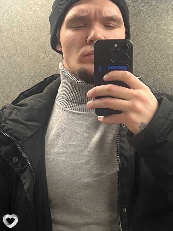 Толя, 23, Сургуте — анкета №3741044