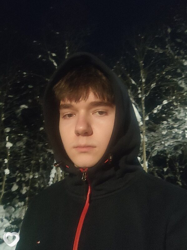 Андрей, 18, Санкт-Петербурге — анкета №3741124