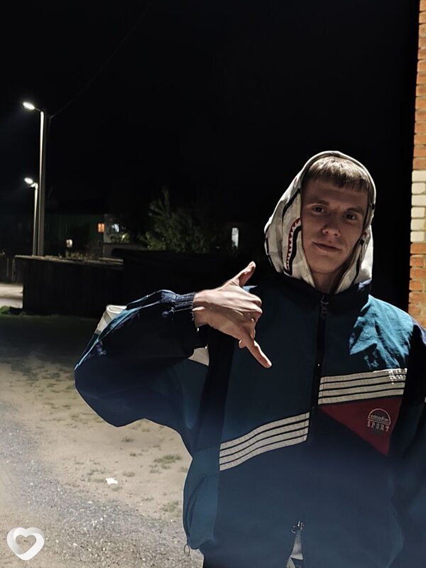Антон, 25, Москве — анкета №3741194