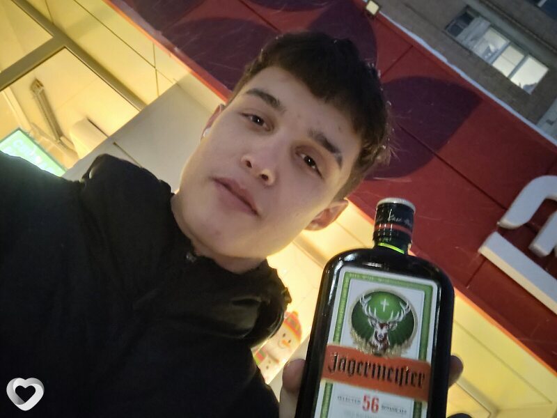 Влад, 18, Костроме — анкета №3741941