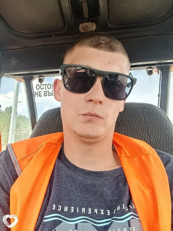 Женя, 20, Барнауле — анкета №3742091