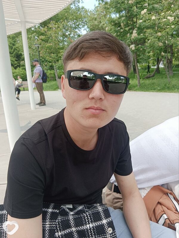 Умар, 24, Бишкек — анкета №3742640