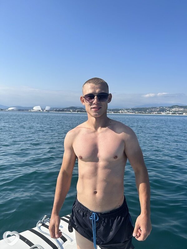 Антон, 24, Нижнем Новгороде — анкета №3743154