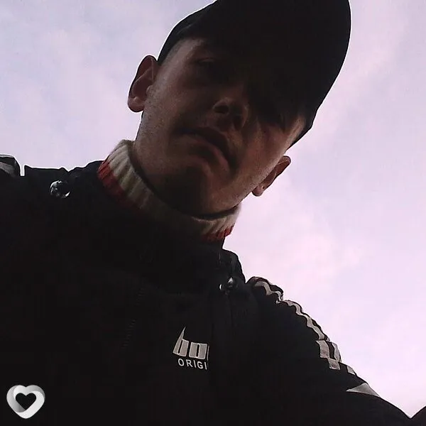 Евгений, 19, Барнауле — анкета №3744613
