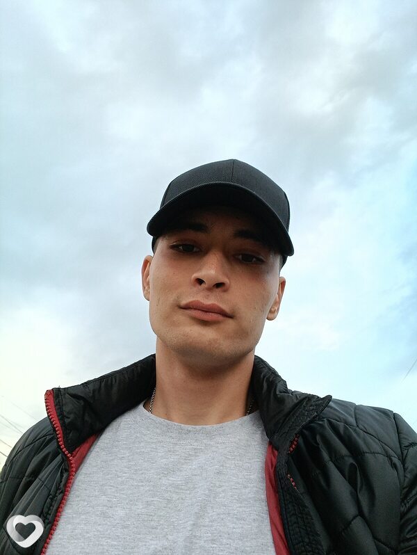Заур, 21, Москве — анкета №3745184