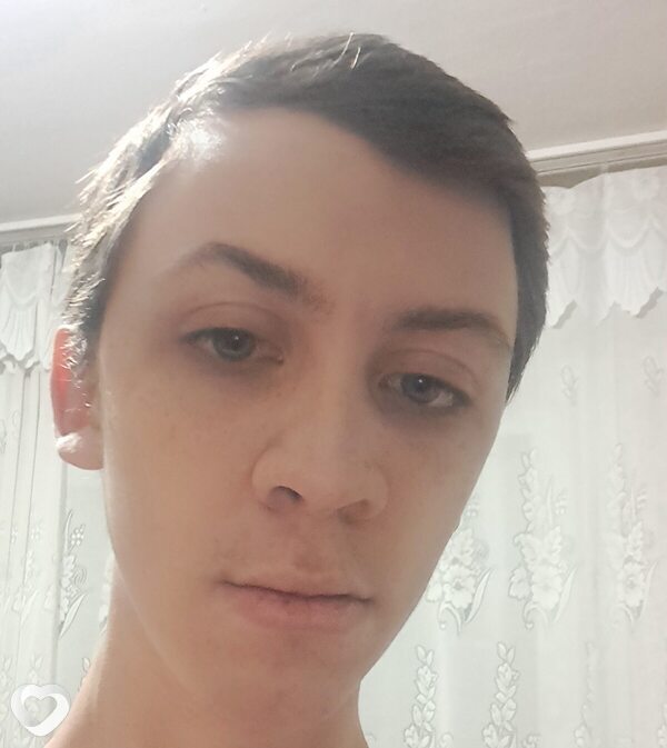 Олег, 19, Петропавловске — анкета №3745344