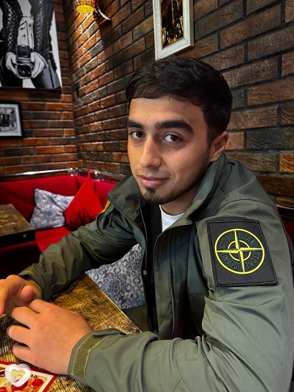 Али, 24, Ульяновске — анкета №3745600