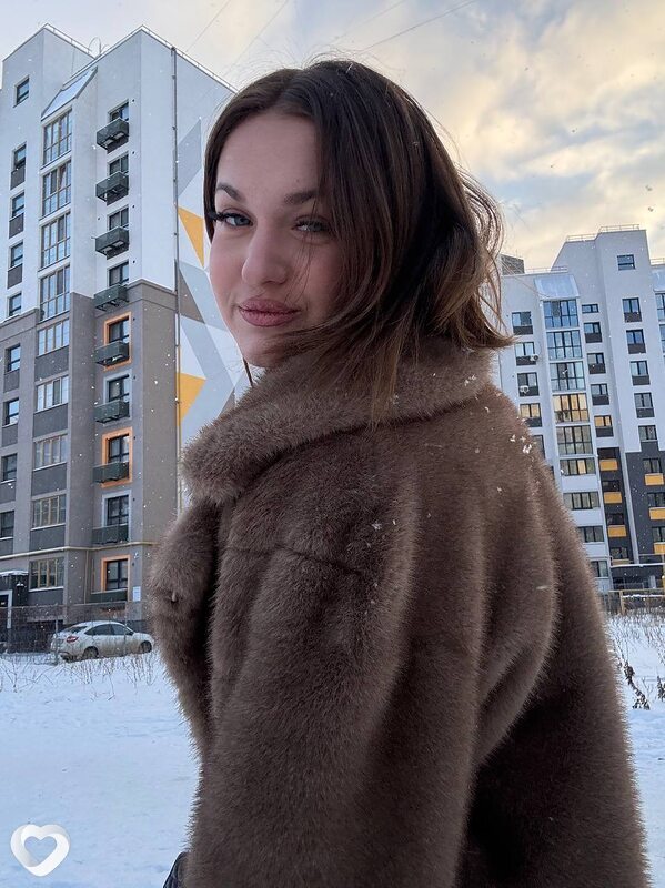 Kristinochka, 22, Воронеже — анкета №3746003