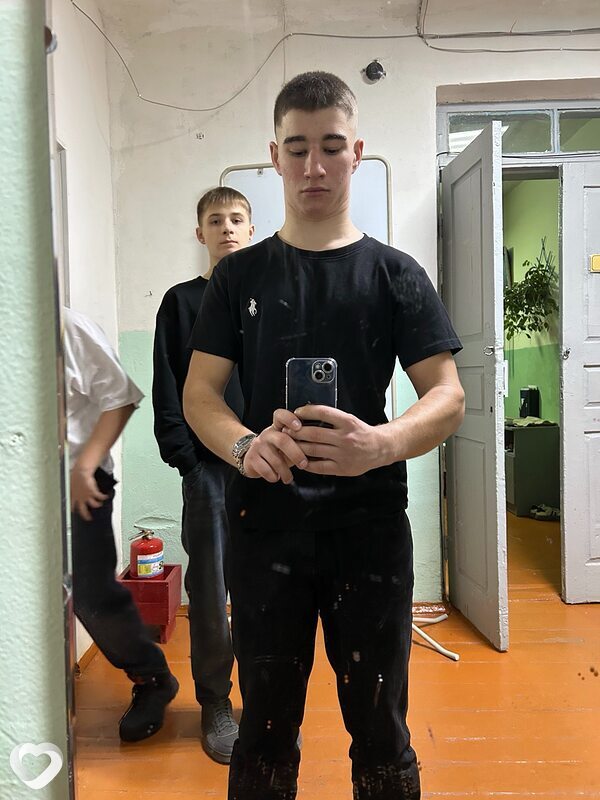 Денис, 18, Миллерове — анкета №3746015
