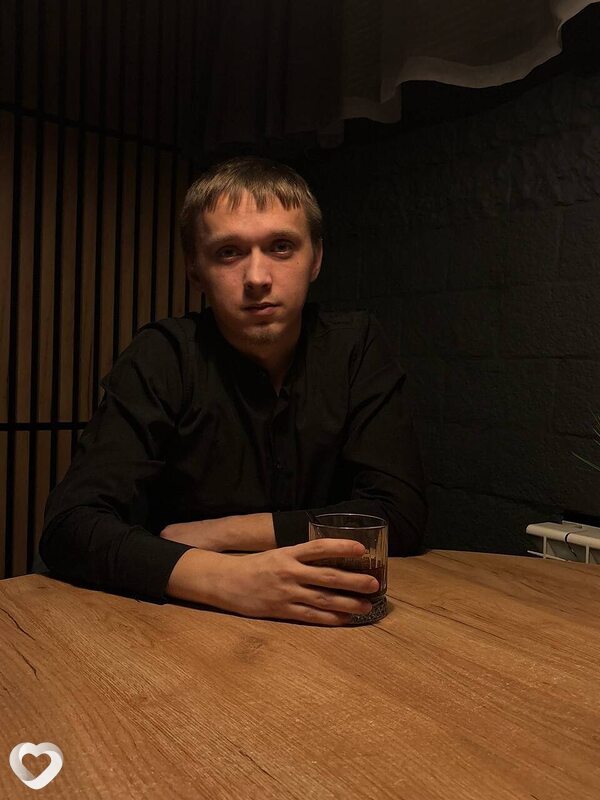 Александр, 24, Томске — анкета №3746085