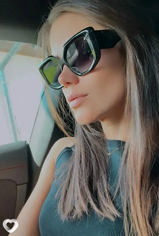 Виктория, Москва