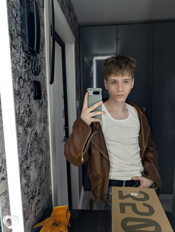 Владислав, 22, Омске — анкета №3746445