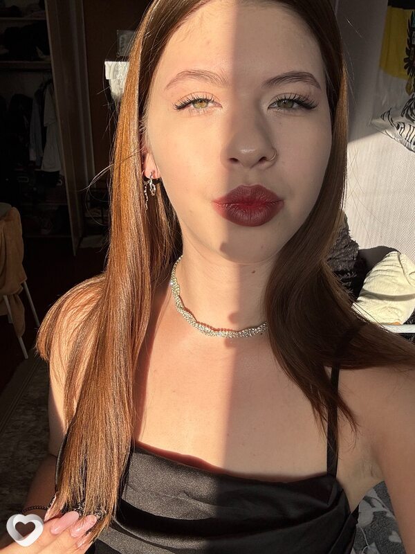 Лина, 18, Барнауле — анкета №3747037