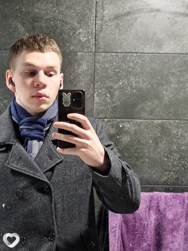 Иван, 21, Ижевске — анкета №3747437