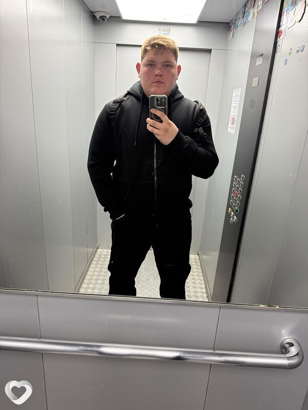 Константин, 22, Красноярске — анкета №3747738