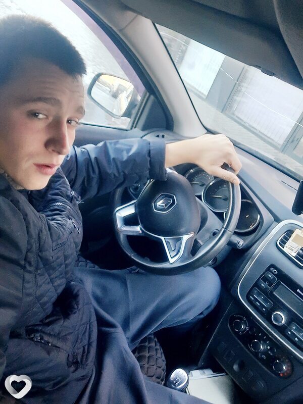 Максим, 24, Ейске — анкета №3747804