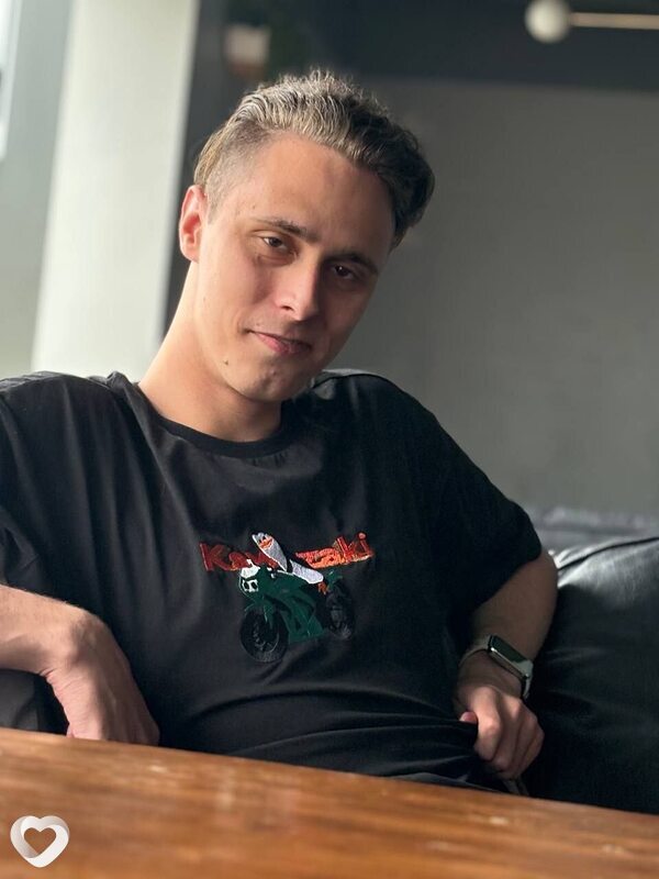 Игорь, 24, Архангельске — анкета №3748393