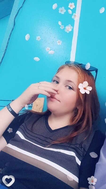 Karina, 19, Тайшете — анкета №3748805