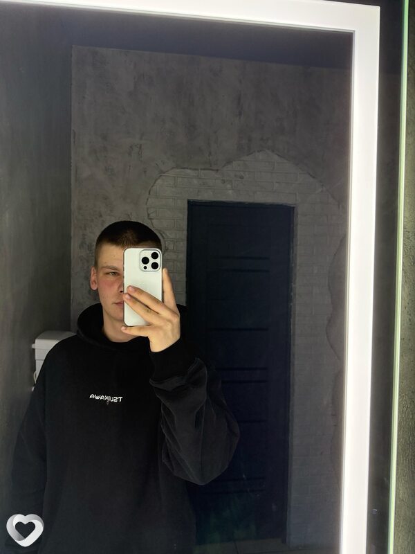 Александр, 20, Благовещенске — анкета №3749150
