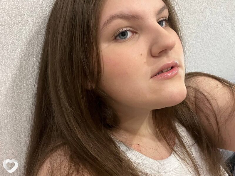 Анастасия, 18, Екатеринбурге — анкета №3749334