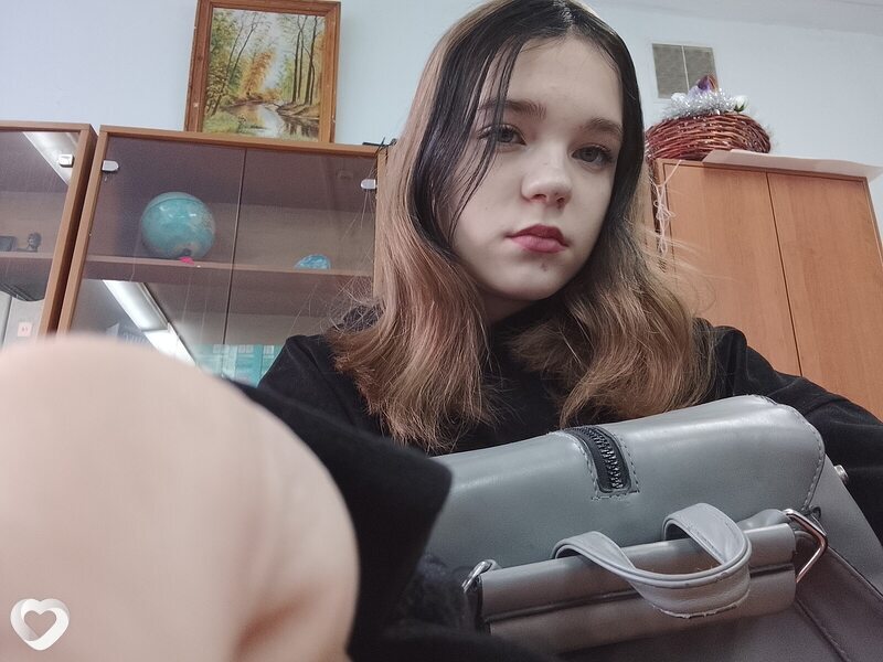 Катя, 22, Омске — анкета №3749419