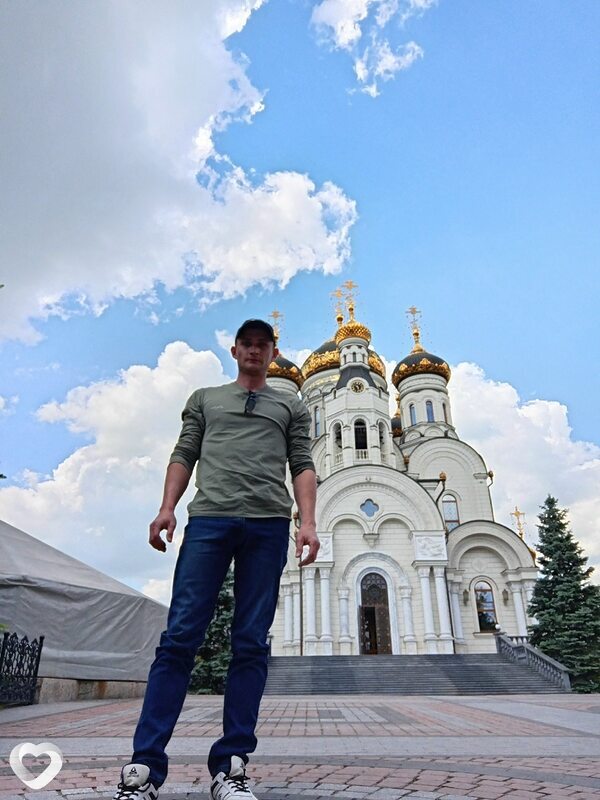 Олег, 31, Горловке — анкета №3750160
