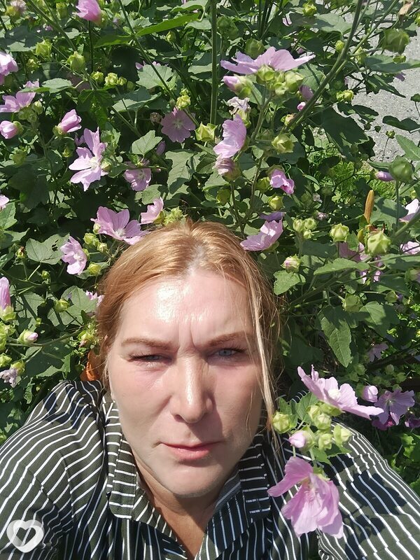 Лара, Первоуральск