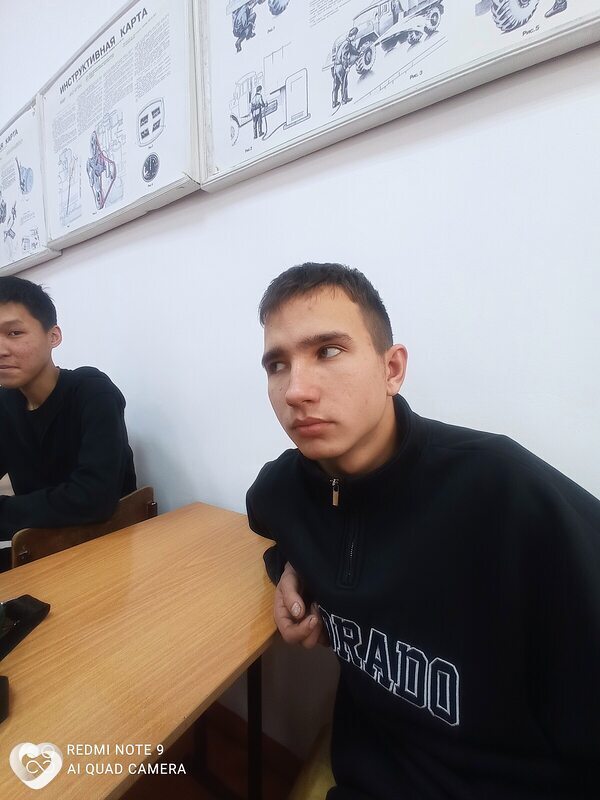 Дмитрий, 18, Кызыле — анкета №3750398