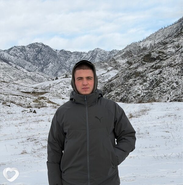 Алексей, 21, Барнауле — анкета №3750364