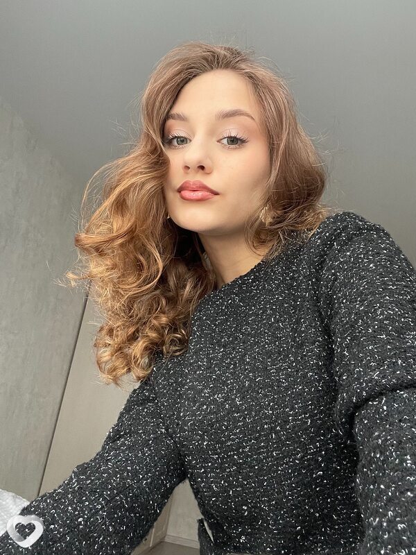 Елена, 20, Волгограде — анкета №3750434