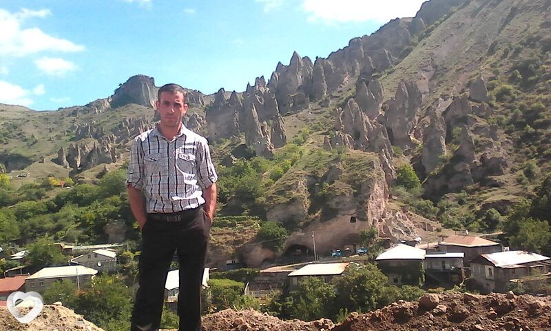 Artur, Абовян