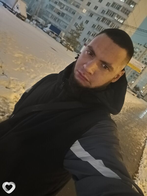 Артем, 25, Новосибирске — анкета №3750713