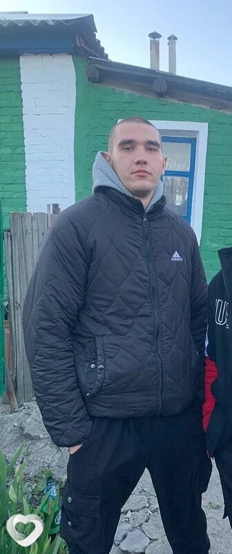 Артём, 23, Губкине — анкета №3751061