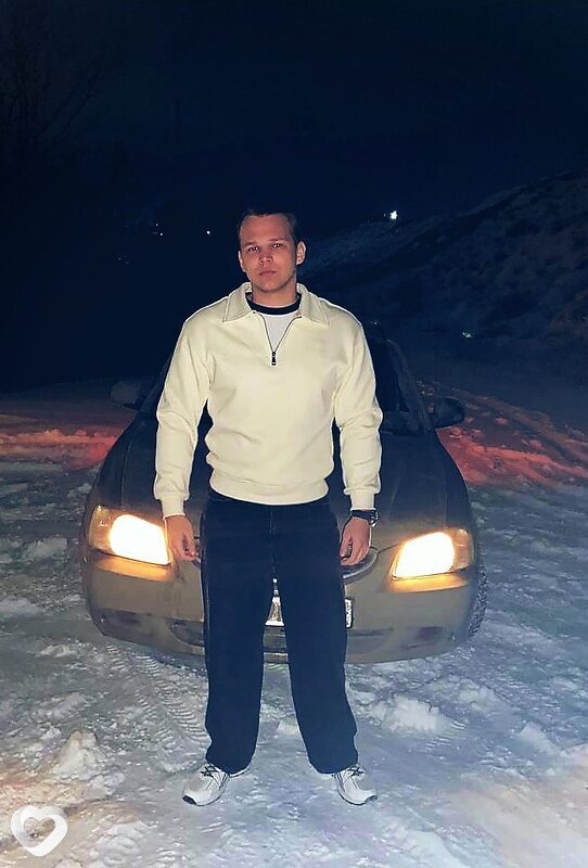 Владимир, 18, Волгограде — анкета №3751519