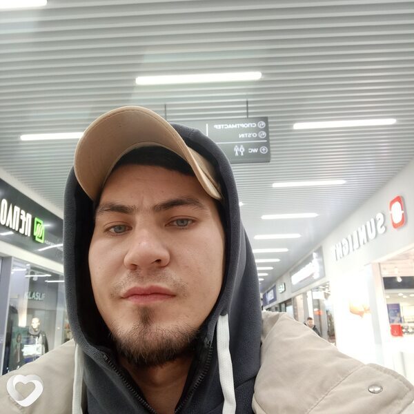 Дилшод, 27, Саратове — анкета №3752685