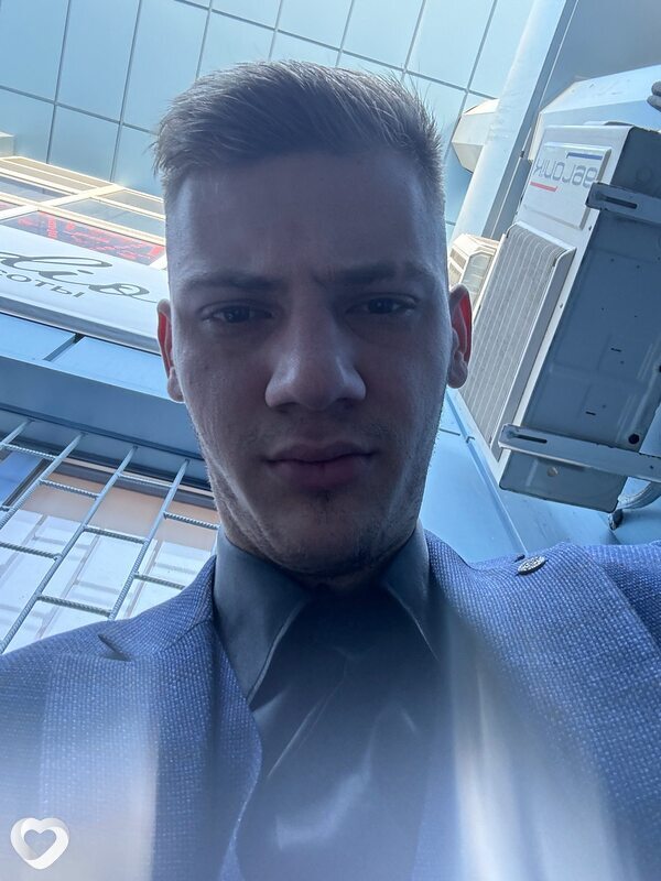 Алекс, 24, Ростове-на-Дону — анкета №3753044