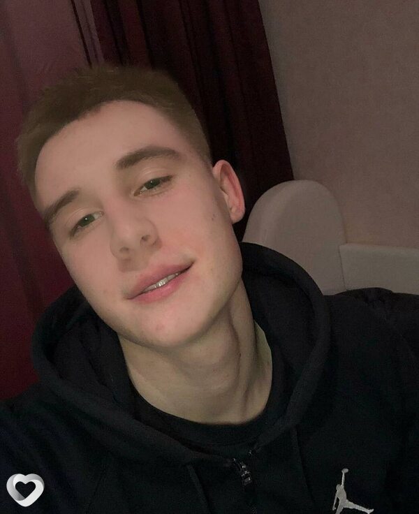 Кирилл, 21, Екатеринбурге — анкета №3754257